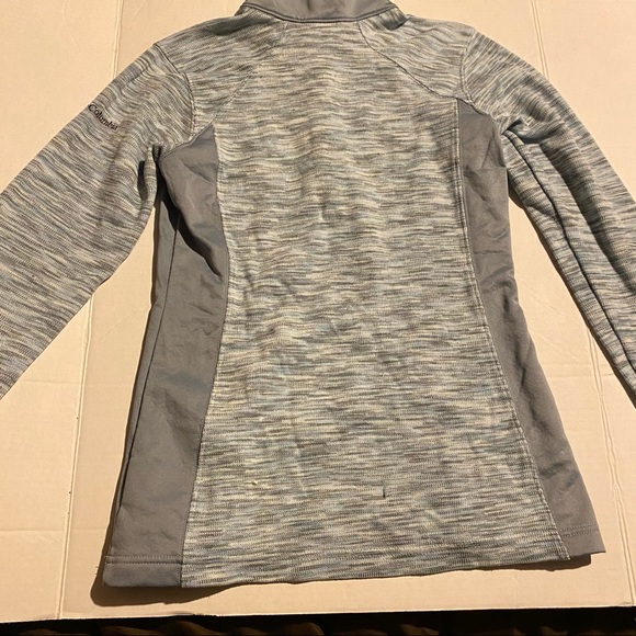 Columbia Women Activewear XS Gray Shirt - Picture 3 of 9